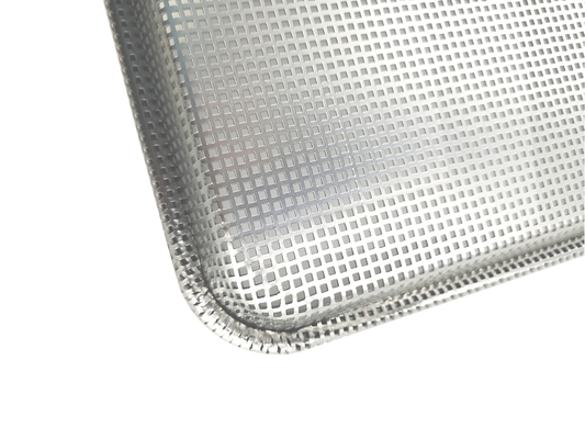 26 x 18 ইঞ্চি 1.2mm ছিদ্রযুক্ত ধাতু ট্রে ছিদ্রযুক্ত সমতল বেকিং শীট ছিদ্রযুক্ত অ্যালুমিনিয়াম শীট তারের-ইন-রিম শীট ট্রে